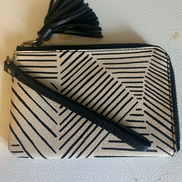 Fossil Striped Leather Wristlet - Picture 2 of 3